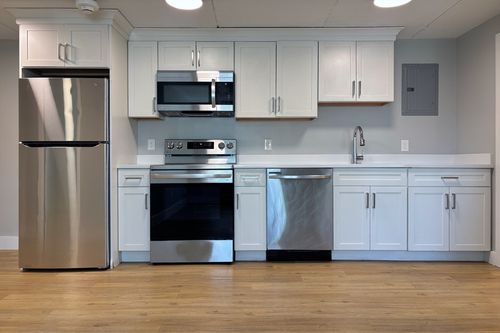 apt-6-89 Woodrow Ave, Boston, MA, 02124-3200 | Card Image