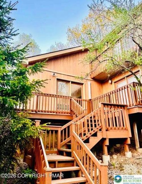 30 Shortridge Rd, Albrightsville, PA, 18210-3884 | Card Image