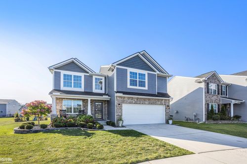 58656 Cogswell Ct, New Haven, MI, 48048-2805 | Card Image