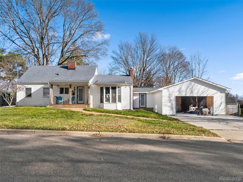 120 Boman St, Flushing, MI, 48433-1769 | Card Image