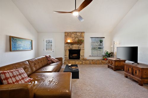 5100 Lambs Ln, Austin, TX, 78744-5342 | Card Image