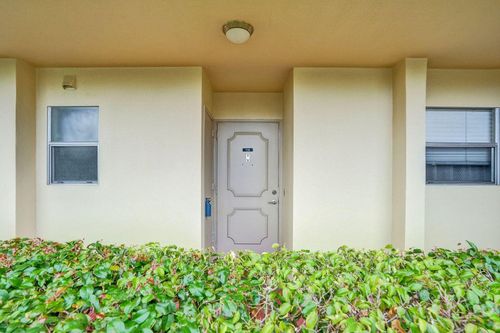 114-3590 Via, Lake Worth, FL, 33467 | Card Image