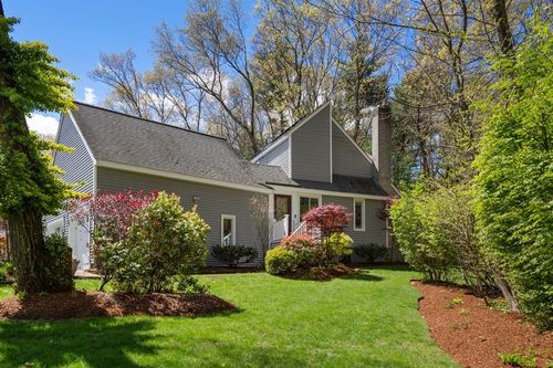 32 Sherborne Cir, Ashland, MA, 01721 | Card Image