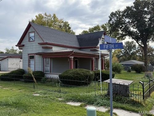 501 S Mayhall St, New London, MO, 63459-1115 | Card Image