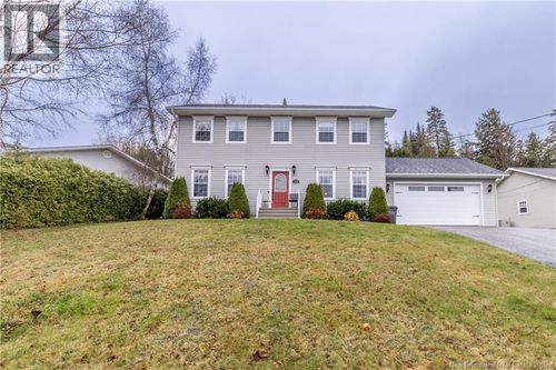 169 Eastwood Dr, Woodstock, NB, E7M3Z4 | Card Image