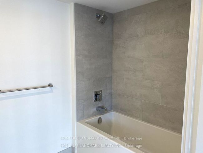 904 - 47 Mutual St, Condo with 2 bedrooms, 2 bathrooms and null parking in Toronto ON | Image 7
