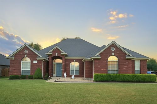 4210 Essex Cv, Springdale, AR, 72762-8291 | Card Image