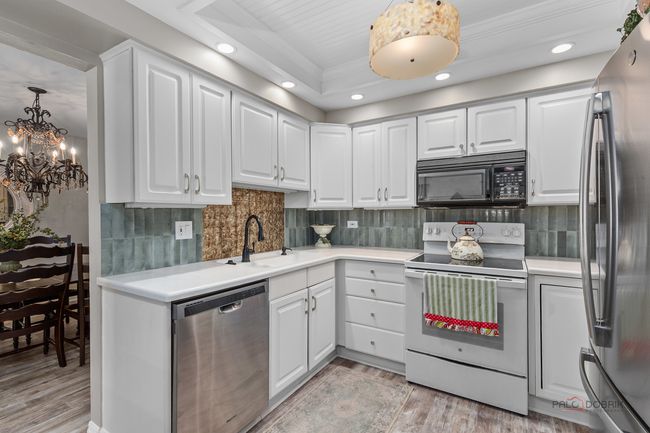 APT-105 - 5844 Heatherridge Dr, Condo with 2 bedrooms, 2 bathrooms and 1 parking in Gurnee IL | Image 7