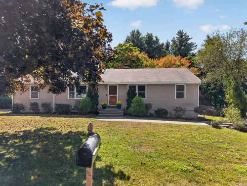 12 Sunset Avenue, Derry, NH, 03038 | Card Image