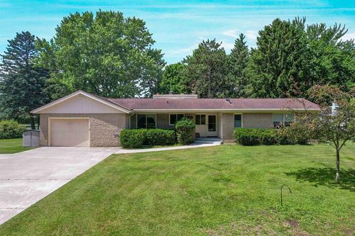 2545 Na Wa Ka Drive, Marinette, WI, 54143 | Card Image