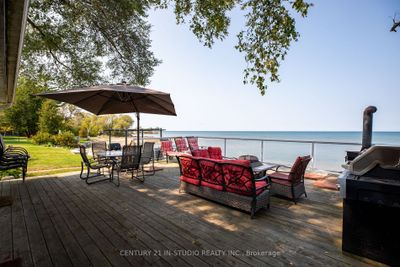 1950 Shore Lane, House other with 2 bedrooms, 1 bathrooms and 10 parking in Wasaga Beach ON | Image 1