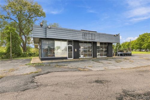 1270 Harlem Rd, Cheektowaga, NY, 14206-1961 | Card Image