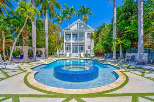 75761 Overseas Hwy, Islamorada, FL, 33036-4017 | Card Image