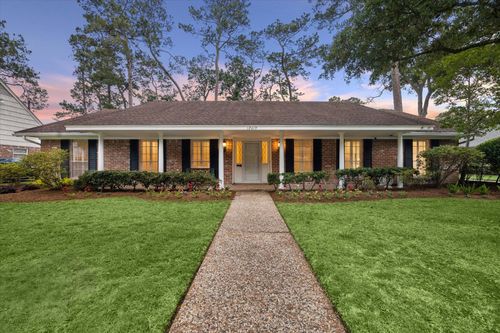 12419 Overcup Dr, Houston, TX, 77024-4914 | Card Image