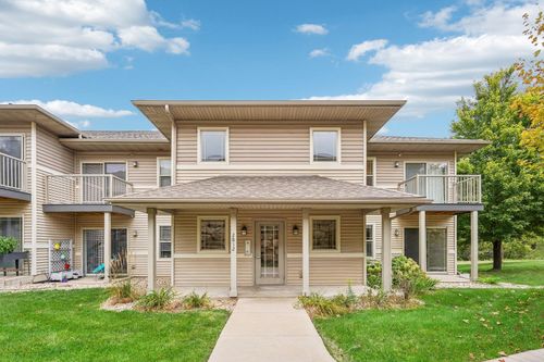 unit-102-2812 Pleasant View Rd, Middleton, WI, 53562-4811 | Card Image
