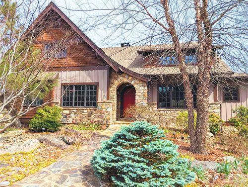29 Crockett Ridge Rd, Black Mountain, NC, 28711-8935 | Card Image