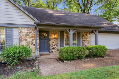 7922 Falling Leaf Cv, House other with 3 bedrooms, 3 bathrooms and null parking in Germantown TN | Image 1