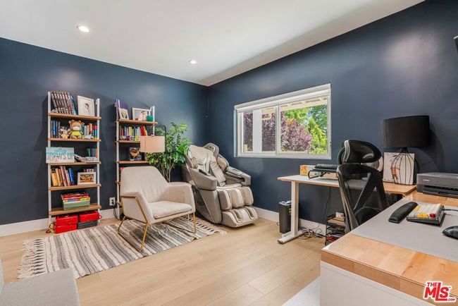 5737 Allott Ave, House other with 6 bedrooms, 6 bathrooms and 2 parking in Sherman Oaks CA | Image 27