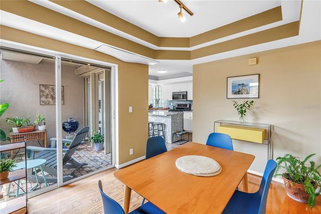 APT-1 - 200 Cocoanut Ave, Condo with 2 bedrooms, 3 bathrooms and null parking in SARASOTA FL | Image 14