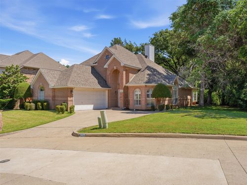 2605 Hidden Ridge Drive, Arlington, TX, 76006 | Card Image