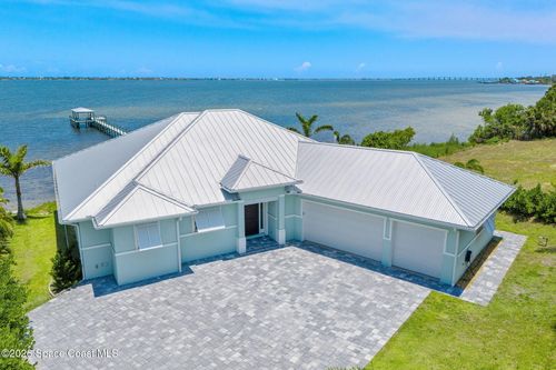 3311 N Harbor City Blvd, Melbourne, FL, 32935-5715 | Card Image
