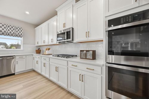 10407 Halmstad Dr, Waldorf, MD, 20603-4132 | Card Image