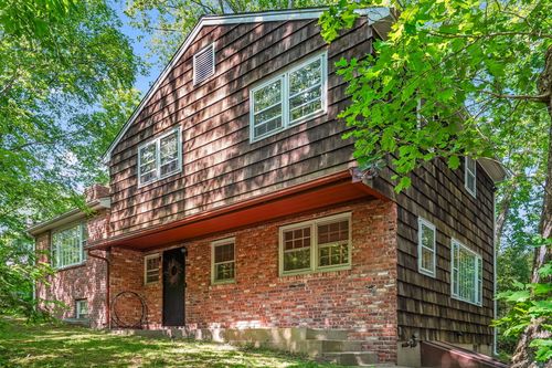 112 Nashville Rd, Bethel, CT, 06801-2518 | Card Image