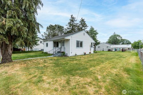 11711 12th Avenue S, Parkland, WA, 98444 | Card Image