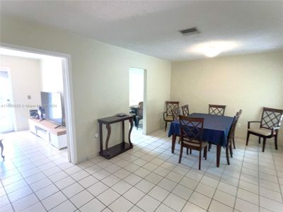 1556 San Benito Ave, House other with 3 bedrooms, 2 bathrooms and null parking in Coral Gables FL | Image 3