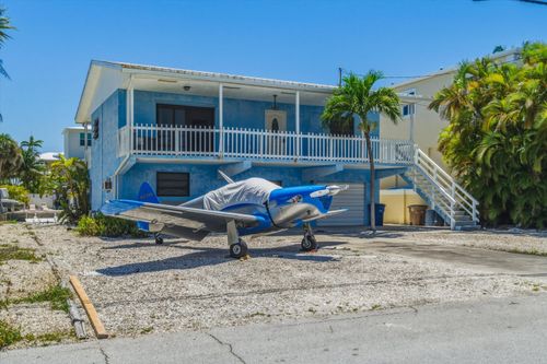 324 Airport Dr S, Summerland Key, FL, 33042-4420 | Card Image