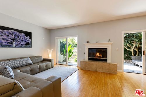 14-6435 Zumirez Dr, Malibu, CA, 90265 | Card Image
