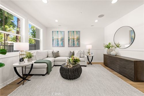 76 Trailing Vine, Irvine, CA, 92602-2467 | Card Image