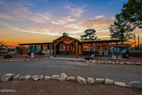 1-2-1181 Alvarez Rd, Anthony, NM, 88021-8426 | Card Image