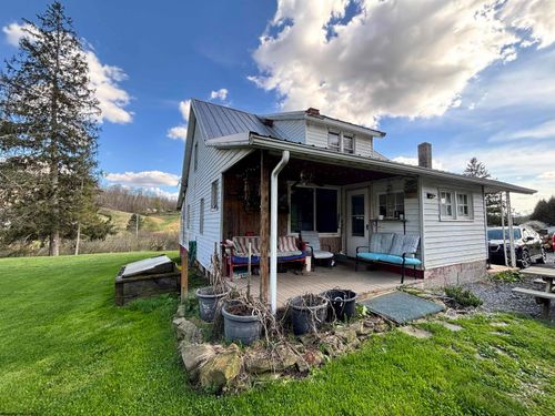 1021 Clover Run Rd, Montrose, WV, 26283-8863 | Card Image