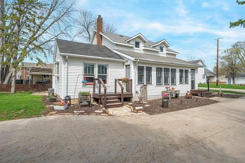 210 S 4th Street, Winneconne, WI, 54986 | Card Image