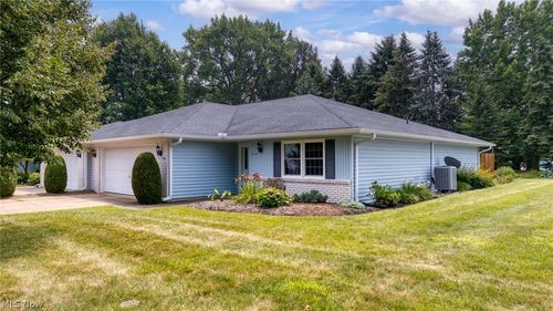 312 Lisa Ann Drive, Huron, OH, 44839 | Card Image