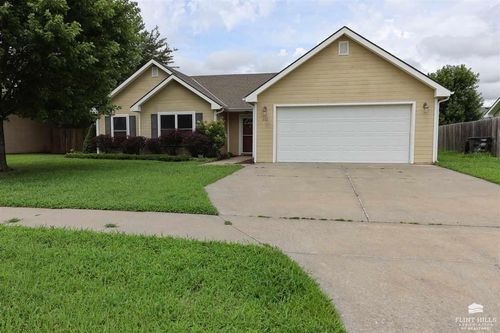 312 Brookway Dr, Manhattan, KS, 66502-8429 | Card Image