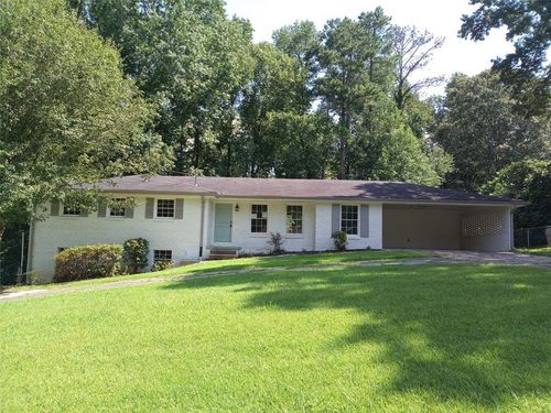 6181 Shallow Wood Ln, Douglasville, GA, 30135-5435 | Card Image