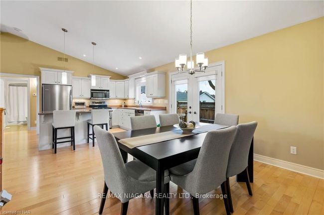 8 Woodbine Ave, House other with 3 bedrooms, 2 bathrooms and 2 parking in Saint Catharines ON | Image 12