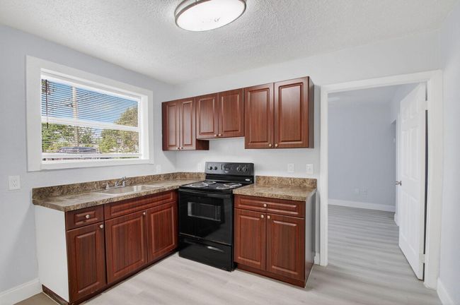 323 S E St, Home with 0 bedrooms, 0 bathrooms and null parking in Lake Worth Beach FL | Image 10