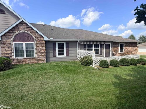 c-204 Southgate Cir, Fairfield, IA, 52556-8892 | Card Image