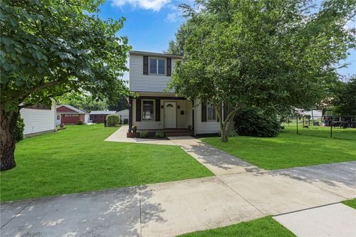 807 Market St, Beaver, PA, 15009-3015 | Card Image