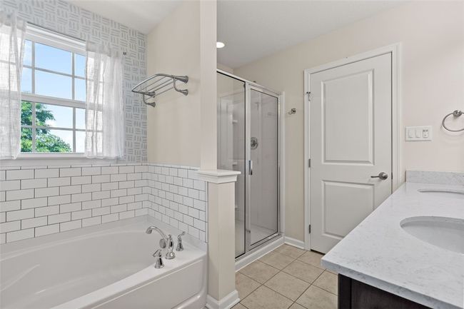 1004 Pointe View Dr, Townhouse with 3 bedrooms, 3 bathrooms and 2 parking in Mars PA | Image 21