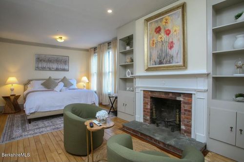 apt-1-44 Main St, Stockbridge, MA, 01262-7790 | Card Image