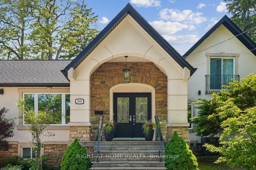 2090 Stonehouse Cres, Mississauga, ON, L5H3J1 | Card Image