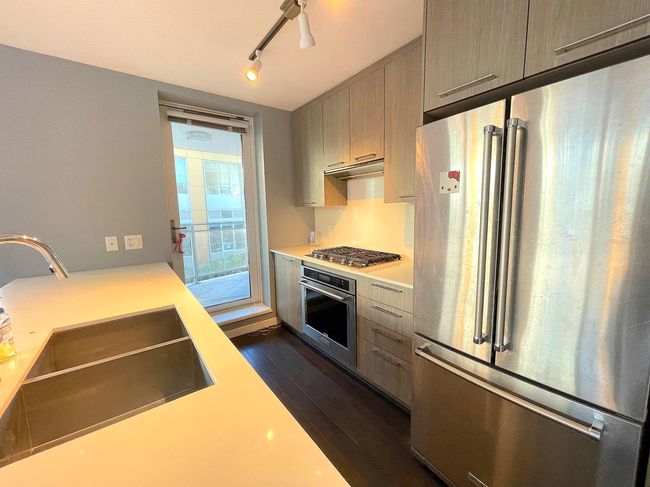502 - 7688 Alderbridge Way, Condo with 2 bedrooms, 2 bathrooms and 1 parking in Richmond BC | Image 12