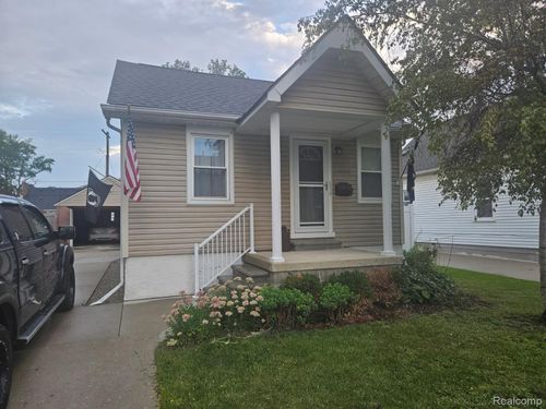 1444 19th St, Wyandotte, MI, 48192-3008 | Card Image