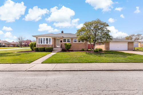169 W 29th St, South Chicago Heights, IL, 60411-4873 | Card Image