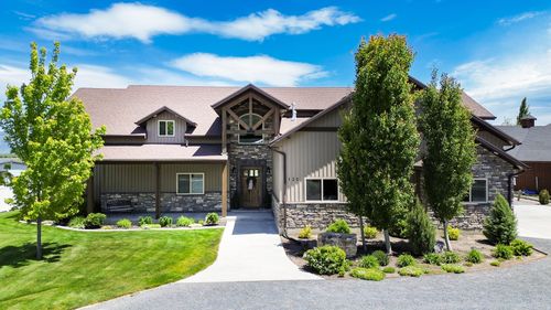 120 S 380 E, Mendon, UT, 84325-7717 | Card Image