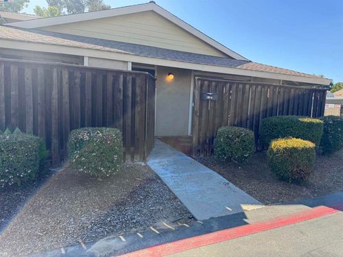 apt-a-2001 Olivera Rd, Concord, CA, 94520-5456 | Card Image